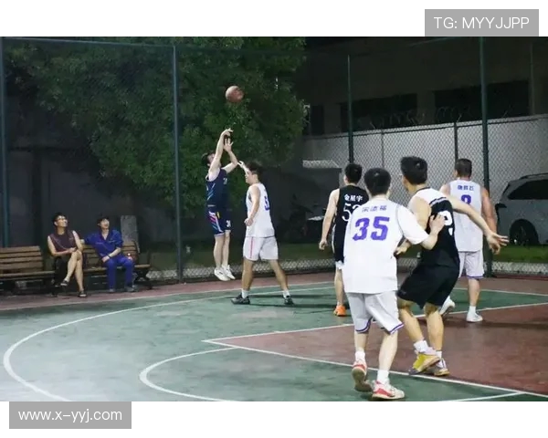 以篮球精神凝聚青春力量共筑梦想赛场展现团队无限精彩 以篮球精神凝聚青春力量共筑梦想赛场展现团队无限精彩