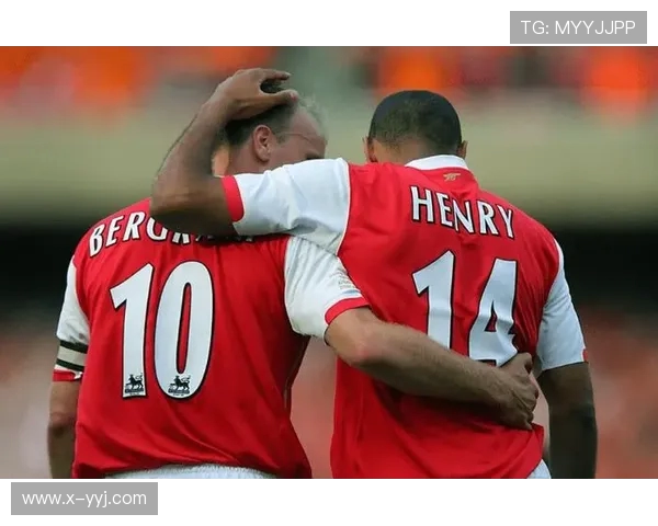 冰王子丹尼斯博格坎普的艺术足球人生与永不坠落的传奇